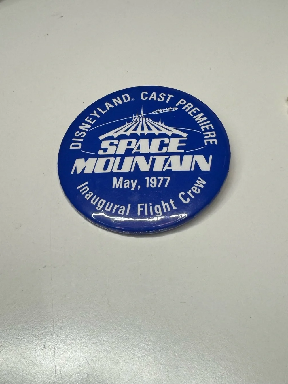 1977 Vintage Official Disneyland Cast Member Pin